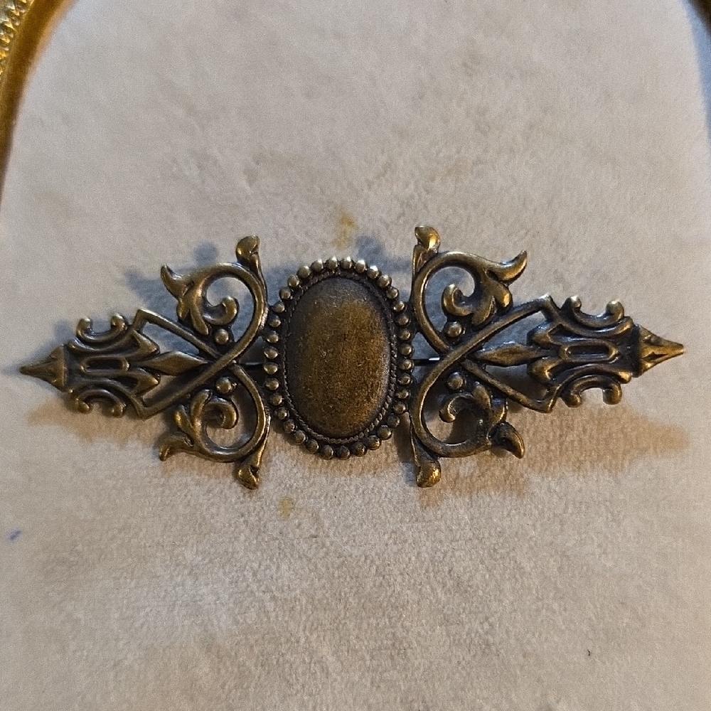Vintage Copper Bar Brooch With Fleur-de-lis Accents